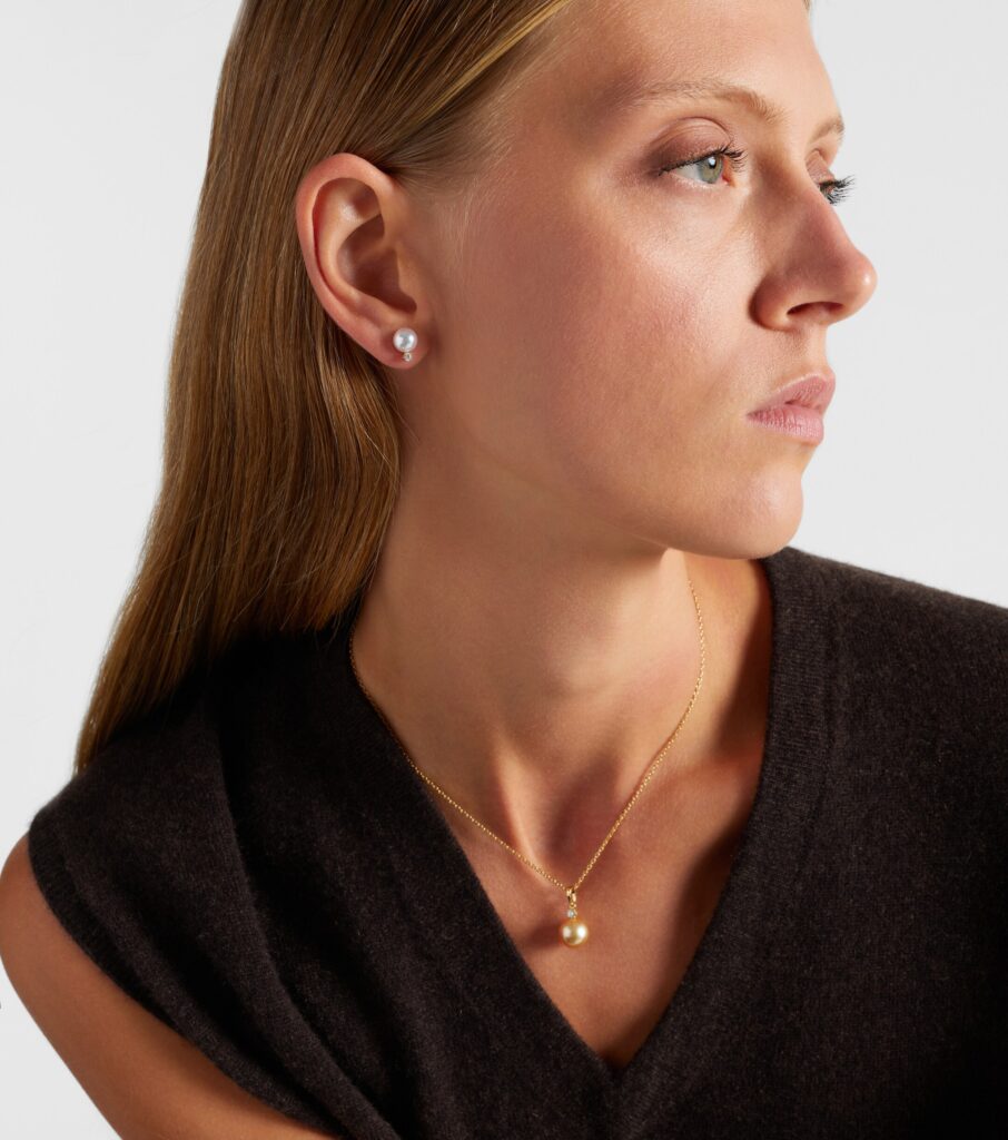 Mikimoto Akoya Pearl Earrings 18kt Gold with Diamonds - xiceditorial - xic editorial