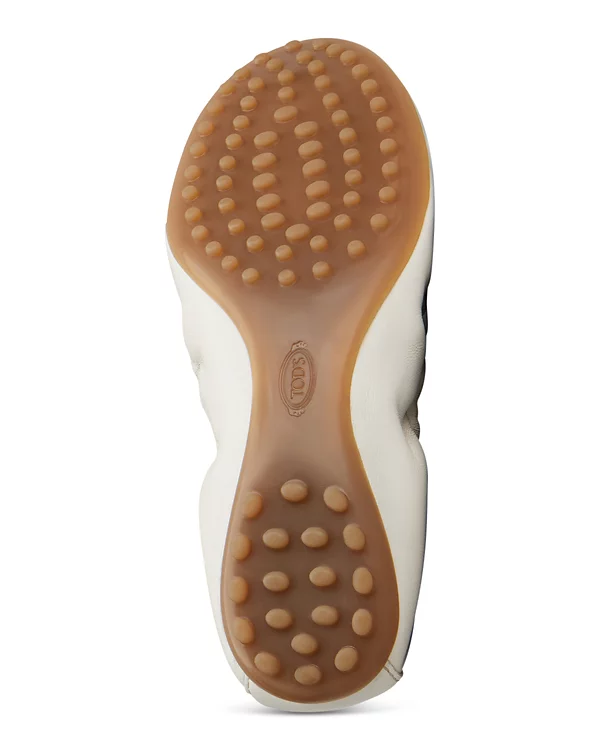 Tod’s Ballerina Embellished Leather Flats - xiceditorial - xic editorial