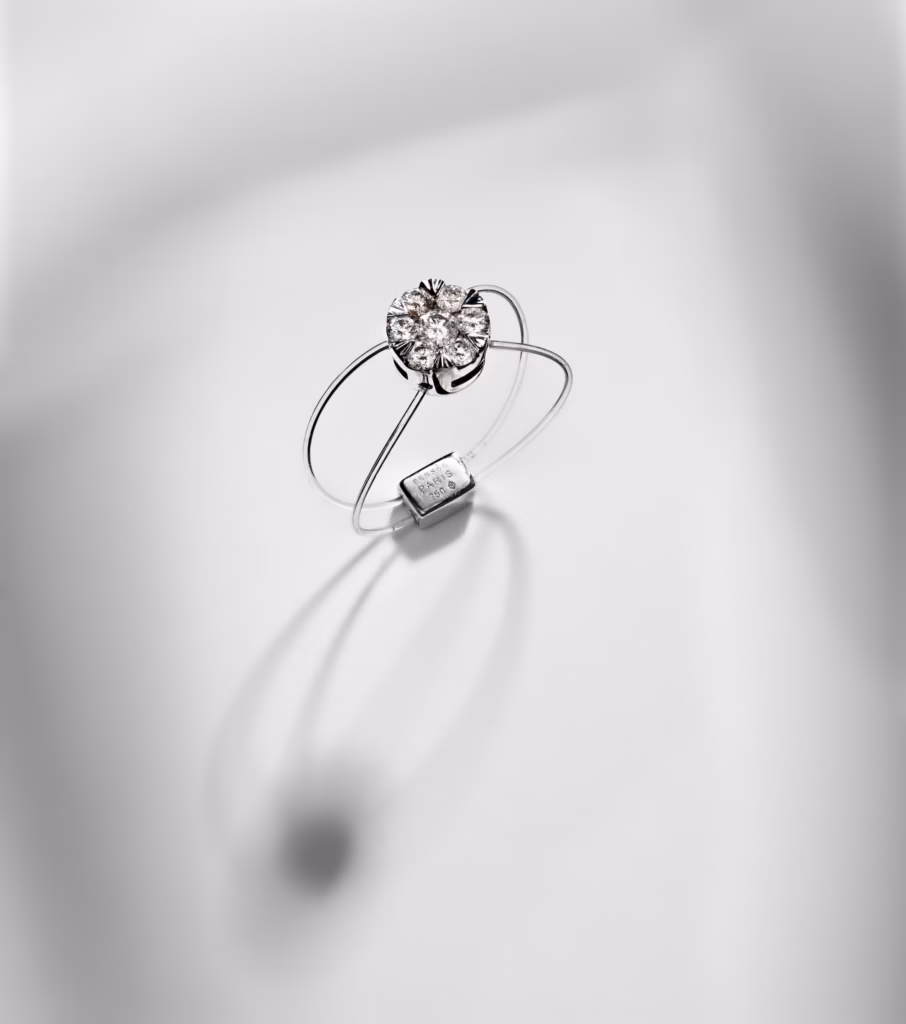 Persée Floating Gold Diamond Ring - xic editorial