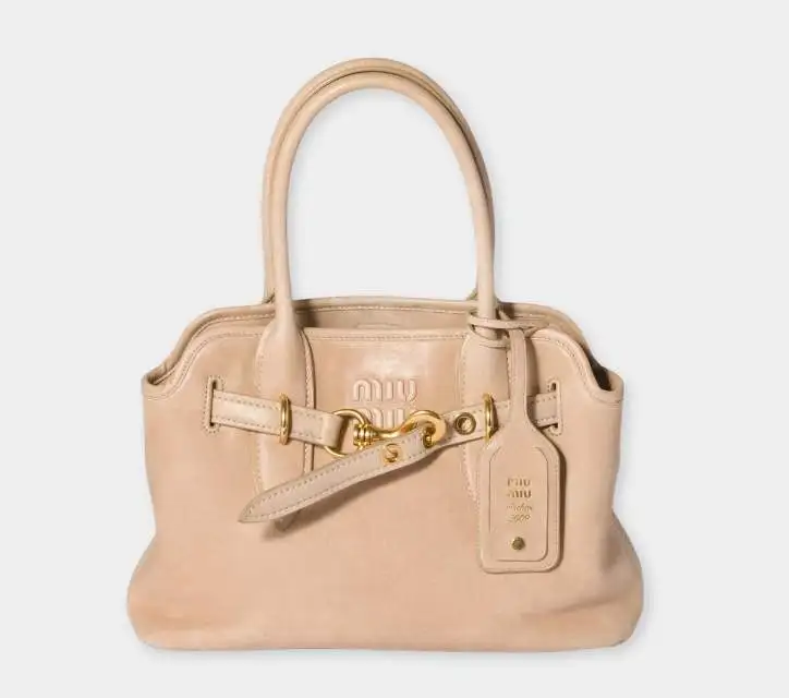 Miu Miu Aventure tote bag xiceditorial