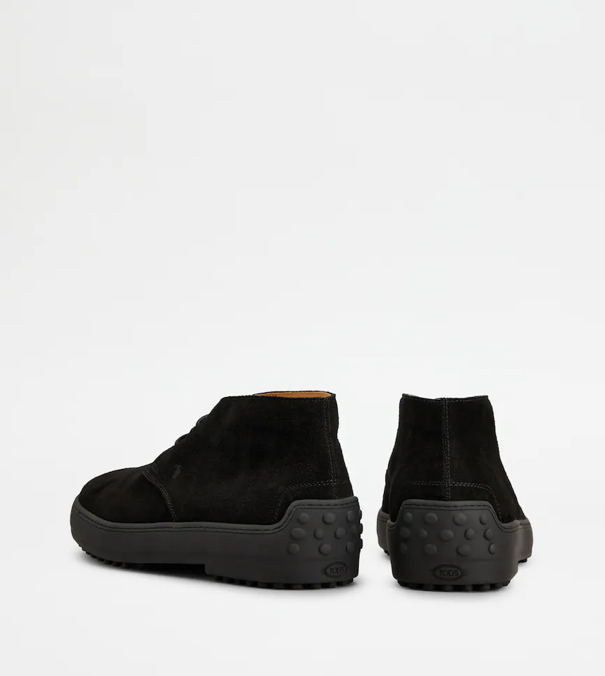 Tod’s Winter Gommino Desert Boots in Suede xiceditorial